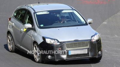 тестовый прототип обновленного Ford Focus ST тестовый прототип обновленного Ford Focus ST