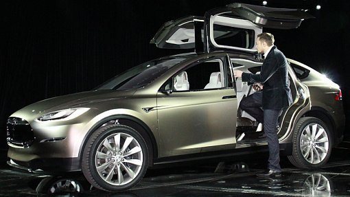 Прототип Tesla Model X Прототип Tesla Model X