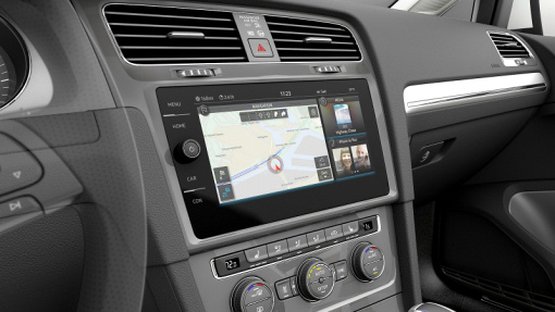 Информационно-развлекательная система Volkswagen e-Golf Touch concept