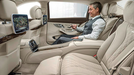 В салоне Mercedes-Maybach S-Class В салоне Mercedes-Maybach S-Class
