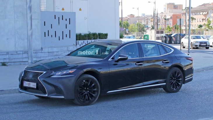 Прототип «заряженного» седана Lexus LS F Прототип «заряженного» седана Lexus LS F
