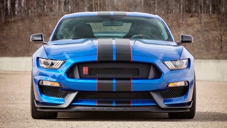 Купе Ford Mustang Shelby GT350R