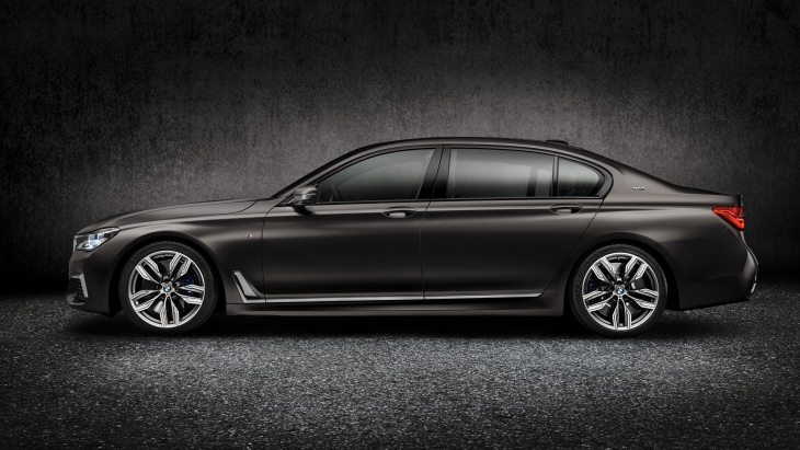 Седан BMW M760Li xDrive Седан BMW M760Li xDrive