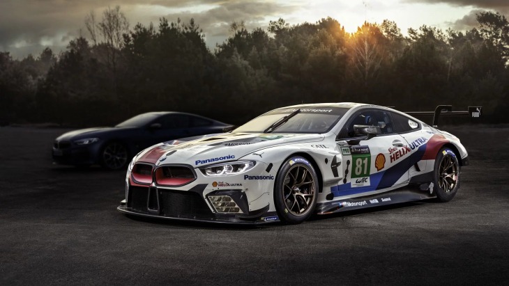 Купе BMW 8-Series Coupe и гоночное купе BMW M8 GTE