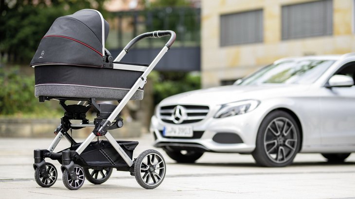 Детская коляска от Mercedes-Benz