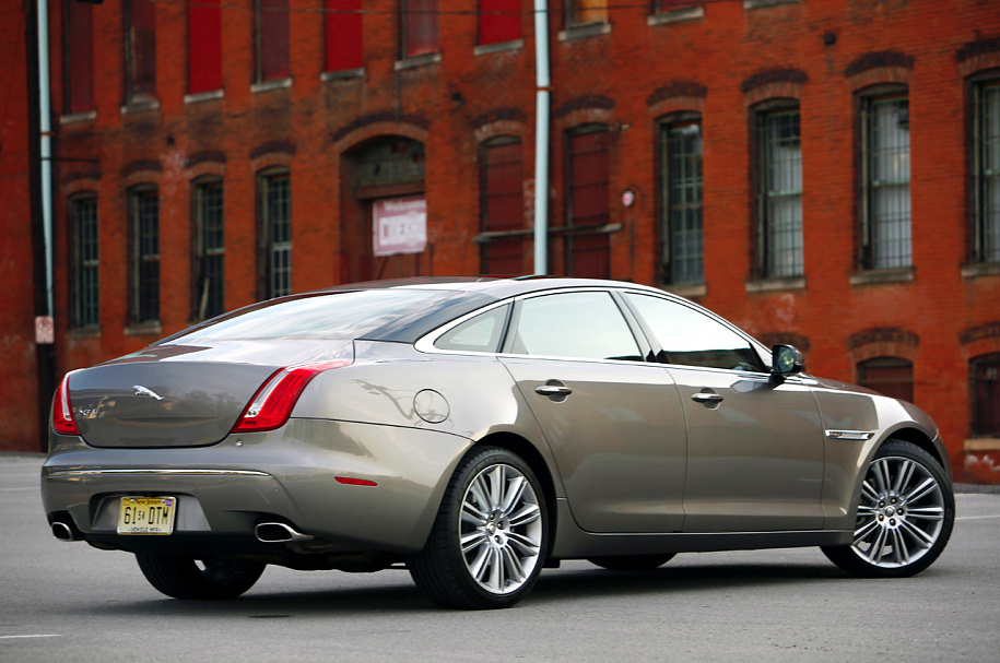 Jaguar XJL 2011