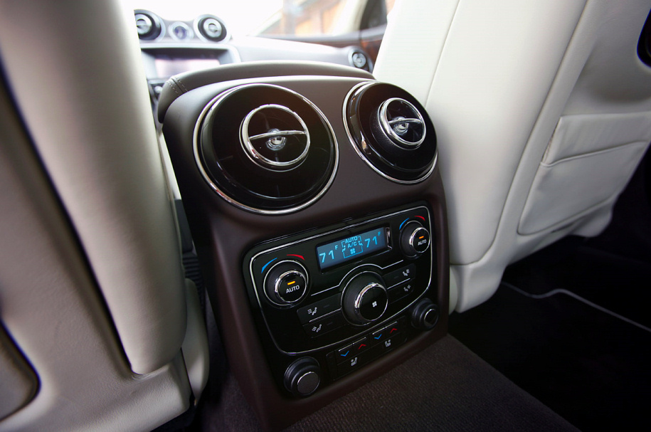 Jaguar XJL 2011