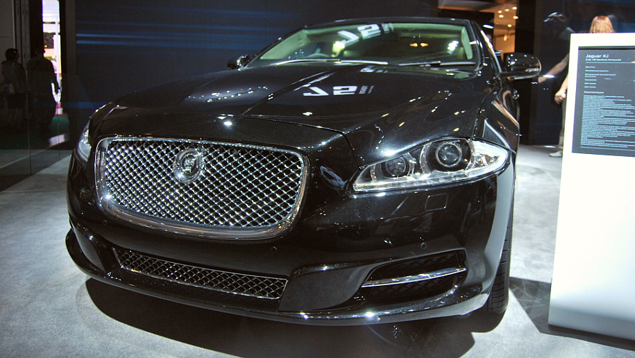 ����������� Jaguar XJ Sentinel