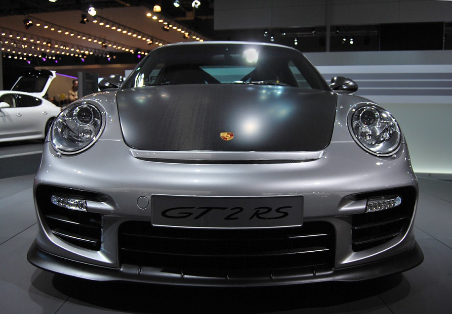 Porsche 911 GT2 RS � ������