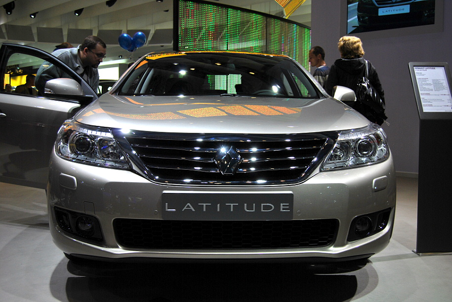 ������� �������� Renault Latitude