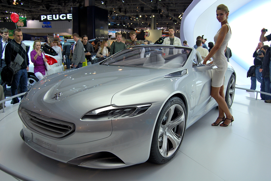 ������� Peugeot SR1