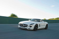 Родстер Mercedes-Benz SLS AMG