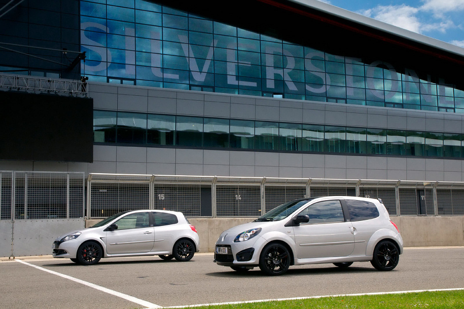 Renault Clio RS � Twingo RS � ������ Silverstone GP