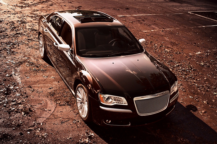 Chrysler 300C Luxury Series