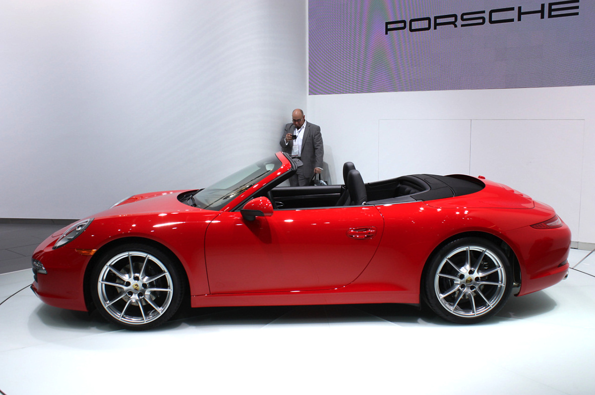 Porsche 911 Carrera Cabriolet