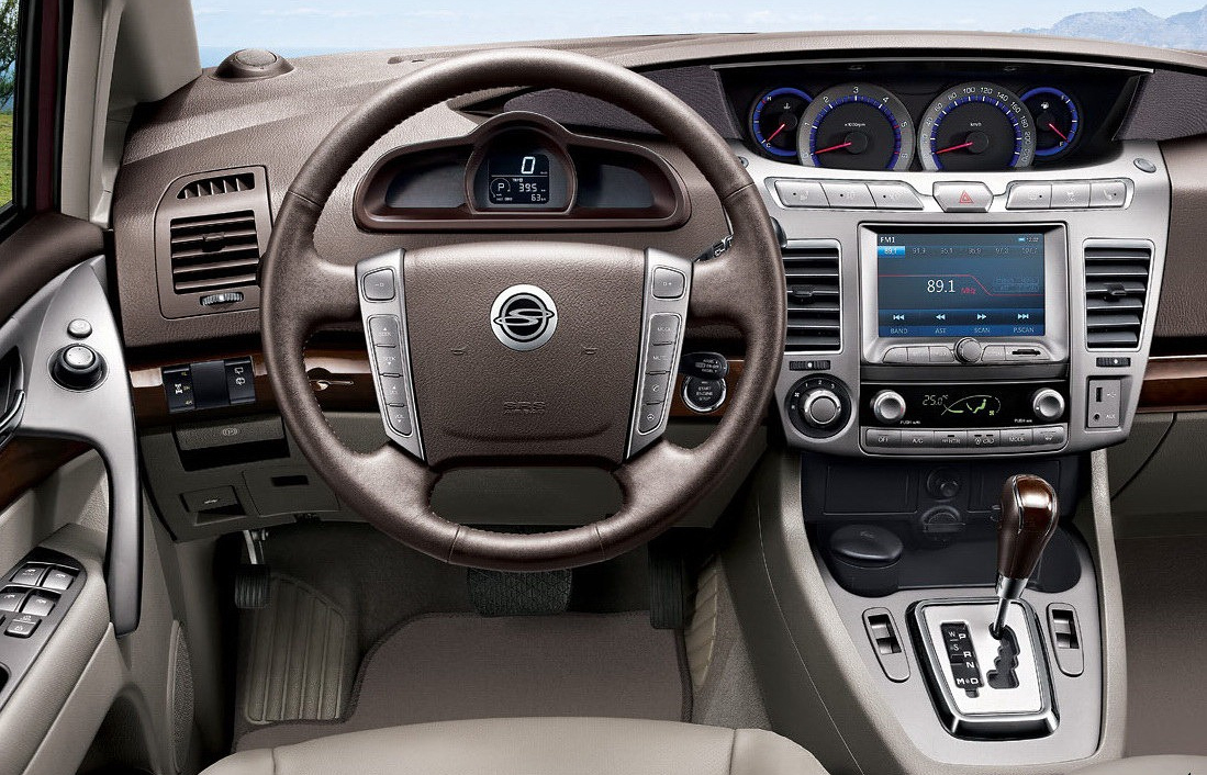 http://www.livecars.ru/l/photo/2013/02/07/ssangyong_stavic/4.jpg