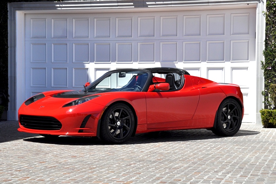Электрокар Tesla Roadster 2.5