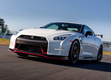 <A href='http://www.livecars.ru/photo/2013/11/25/nissan_gt-r_nismo/' class=link target='_blank'>Nissan GT-R Nismo</A> (2007). <p> «Заряженный» японский суперкар оснащен 3,8-литровым твин-турбо мотором V6 с отдачей 600 лошадиных сил (650 Нм)