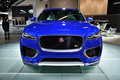 Продажи Jaguar F-Pace стартуют в начале 2016 года по цене от 42 тысяч долларов.