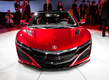 Общая отдача силовой установки <A href='http://www.livecars.ru/photo/2015/01/13/acura_nsx/' class=link target='_blank'>Acura NSX</A> достигает 573 лошадиных сил и 644 Нм крутящего момента. Этого достаточно для разгона 1725-килограммового суперкара с места до «сотни» почти за 3 секунды. Максимальная скорость автомобиля — 307 километров в час