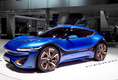 <strong>8 место</strong> — <A href='http://www.livecars.ru/photo/2015/03/04/nano_flowcell_quantino/' class=link target='_blank'>nanoFLOWCELL QUANTiNO</A> <p> К слову о прогрессе. Совершенно непрофильная компания nanoFLOWCELL из Лихтенштейна привезла на Женевский автосалон уже второй по счету концептуальный автомобиль собственной разработки. Городской электрический кроссовер Quantino был построен вслед за <A href='http://www.livecars.ru/photo/2014/03/07/quant_e-sportlimousine/' class=link target='_blank'>спорткаром nanoFlowcell QUANT E</A> с прежней целью — ради демонстрации возможностей нового типа силовых установок с топливными ячейками nanoFLOWCELL.