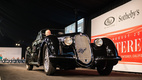 Самый дорогой довоенный автомобиль — Alfa Romeo 8C 2900B Lungo Spider by Touring 1939 года. За него удалось выручить 19,8 миллиона долларов