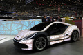 <strong>EDAG Light Cocoon</strong> <p>Чуть раньше, в декабре 2014 года, EDAG анонсировала презентацию своего первого полноценного автомобиля, напечатанного на 3D-принтере. Но показали ультралегкий концептуальный автомобиль EDAG Light Cocoon <A href='http://www.livecars.ru/news/2014/12/12/edag_light_cocoon/' class=link target='_blank'>только в марте</A> на Женевском автосалоне 2015 года.