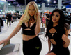 Девушки тюнинг-шоу SEMA-2016