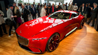 <A href='https://www.livecars.ru/photo/2016/08/20/vision_mercedes-mqybach_6_concept/' class=link target='_blank'>Mercedes-Maybach Vision 6 Concept</A> <p>Августовский Конкурс элегантности в Пэббл-Бич запомнился очень привлекательным концептуальным купе <strong>Mercedes-Maybach Vision 6</strong>