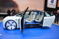 Первый доступный электрокар Volkswagen намерен революционировать рынок также, как прежде это сделали «Жук» и модели Golf GTI. Серийный хэтчбек на новой модульной платформе для электрокаров MEB должен появиться в 2019 году