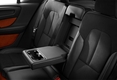 Новый серийный кроссовер Volvo XC40