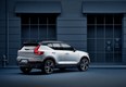 Новый серийный кроссовер Volvo XC40