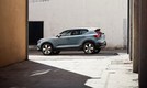Новый серийный кроссовер Volvo XC40