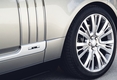 Внедорожник Land Rover Range Rover SVAutobiography LWB 2018 модельного года