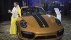 Лучшие девушки автосалона в Детройте-2018