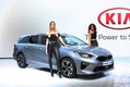 Лучшие девушки автосалона в Женеве-2018
