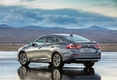 Серийный гибридный седан Honda Insight 2019 модельного года