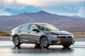 Серийный гибридный седан Honda Insight 2019 модельного года
