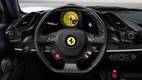 Ferrari 488 Pista Spider на Парижском автошоу