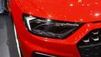 Модель 30 TFSI, представленная на Парижском автошоу, оснащена 1,4-литровым турбированным 4-цилиндровым мотором на 200 лошадиных сил. Но есть и более скромная версия мотора на 1,4 литра в 3-цилиндровом исполнении на 95 лошадок