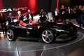 Ferrari показала уникальные суперкары Monza SP1 и SP2 на Парижском автошоу
