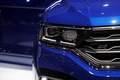 Заряженный VW T-Roc R на автосалоне в Женеве