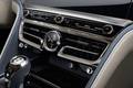 Новый Bentley Flying Spur 2020 в подробной фотогалерее