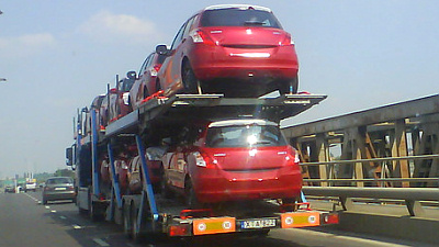 транспортировка новых Suzuki Swift