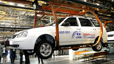 первая серийная Lada Priora на конвейере «АвтоВАЗа»