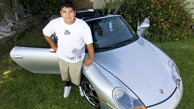 Стивен Ортис и его Porsche Boxster