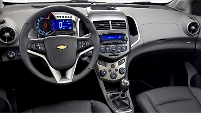 интерьер нового Chevrolet Aveo