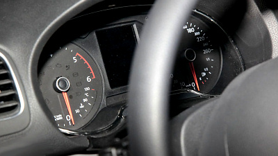 интерьер прототипа нового Volkswagen Golf