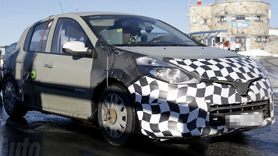 тестовый прототип Renault Clio