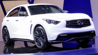 Infiniti FX50 Sebastian Vettel Version Infiniti FX50 Sebastian Vettel Version